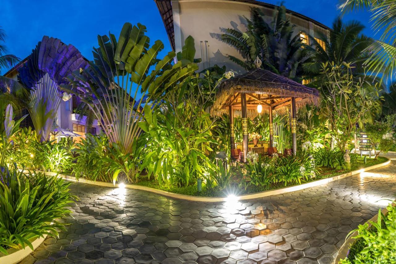 Bali Hotel Пномпень Экстерьер фото