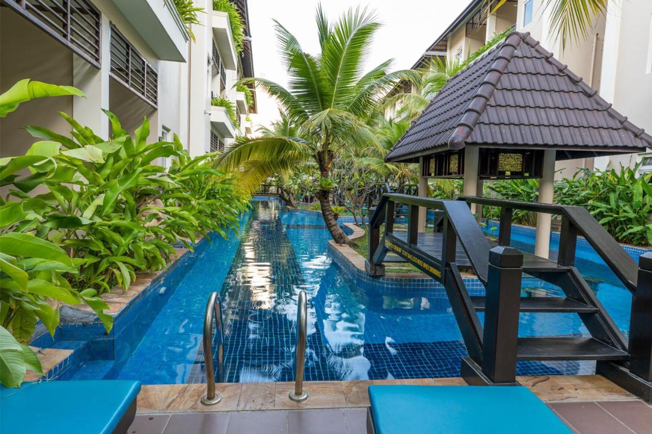 Bali Hotel Пномпень Экстерьер фото