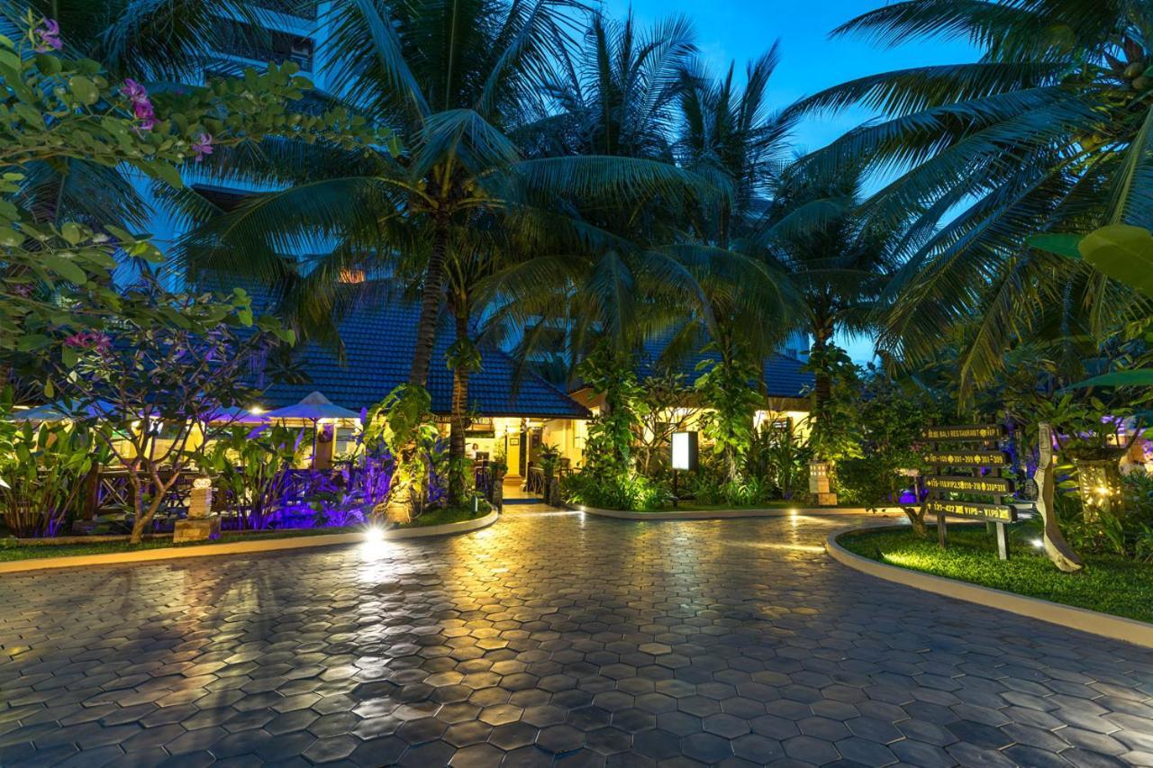 Bali Hotel Пномпень Экстерьер фото