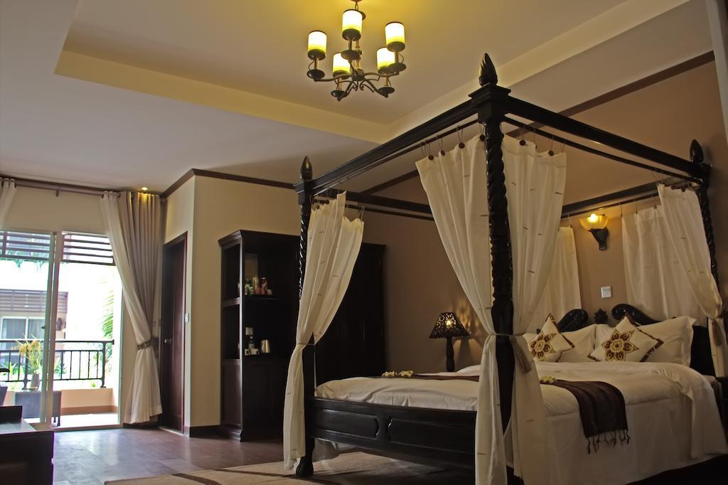 Bali Hotel Пномпень Экстерьер фото