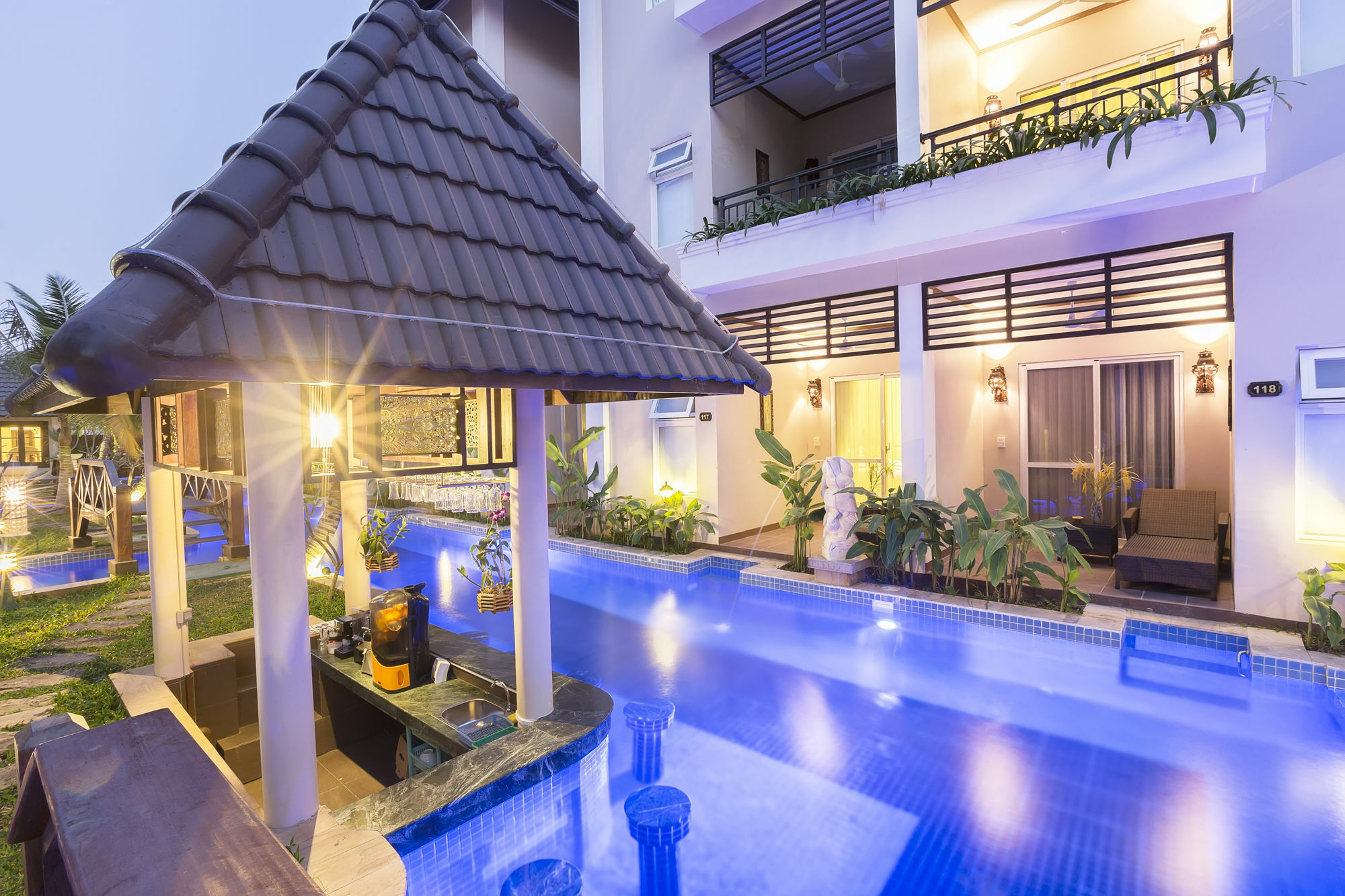 Bali Hotel Пномпень Экстерьер фото