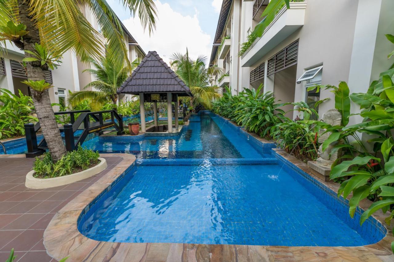 Bali Hotel Пномпень Экстерьер фото